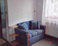 Modr izba - sedacia as